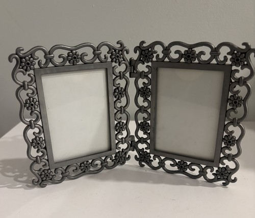 Double hinged photo - hinged,