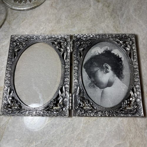 Vtg double hinged - double, pewter