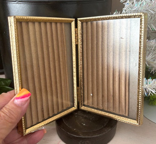 Mcm holds 4x6 or 3 - mcm, 2