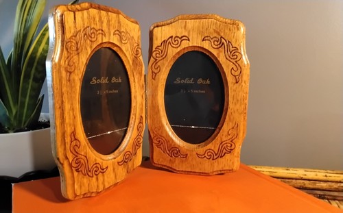 Vtg bifold wooden carved photo - bifold,
