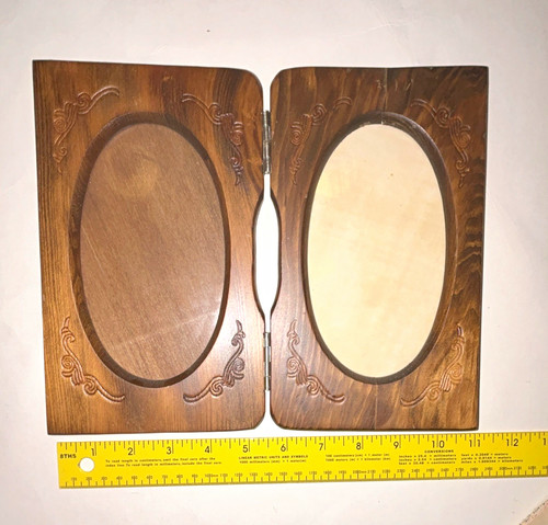 Cottage core vintage wood - core,